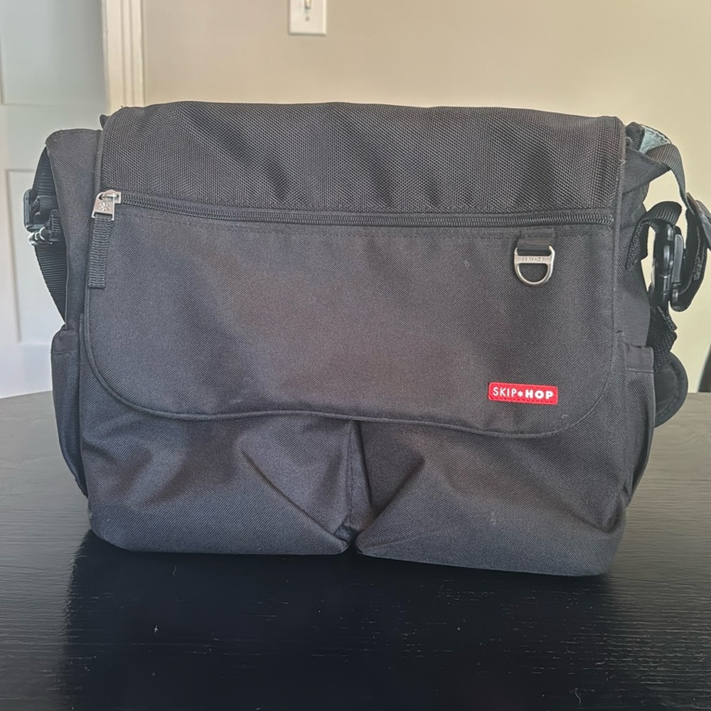 Skip hop diaper bag